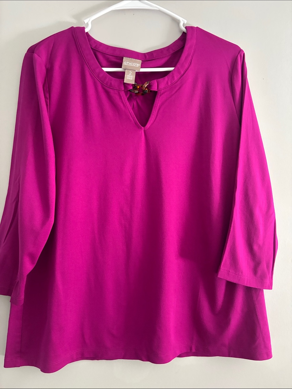 Chico's Magenta Keyhole 3/4 Sleeve Tunic